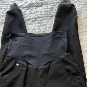 FIGS Black Maternity joggers